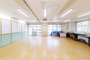 ４F〈ホール〉-4